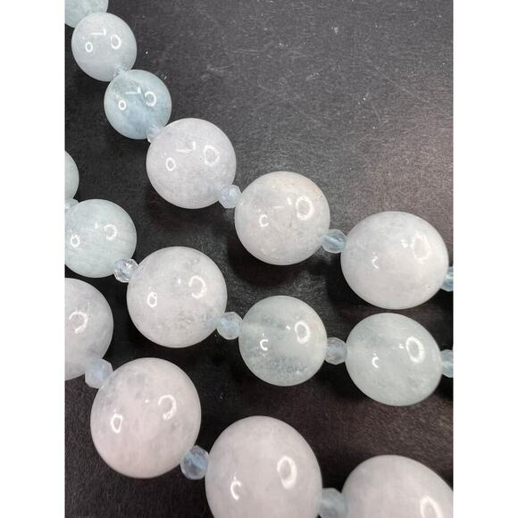 Triple strand aquamarine necklace with sterling silver lobster clasp - Picture 9 of 11